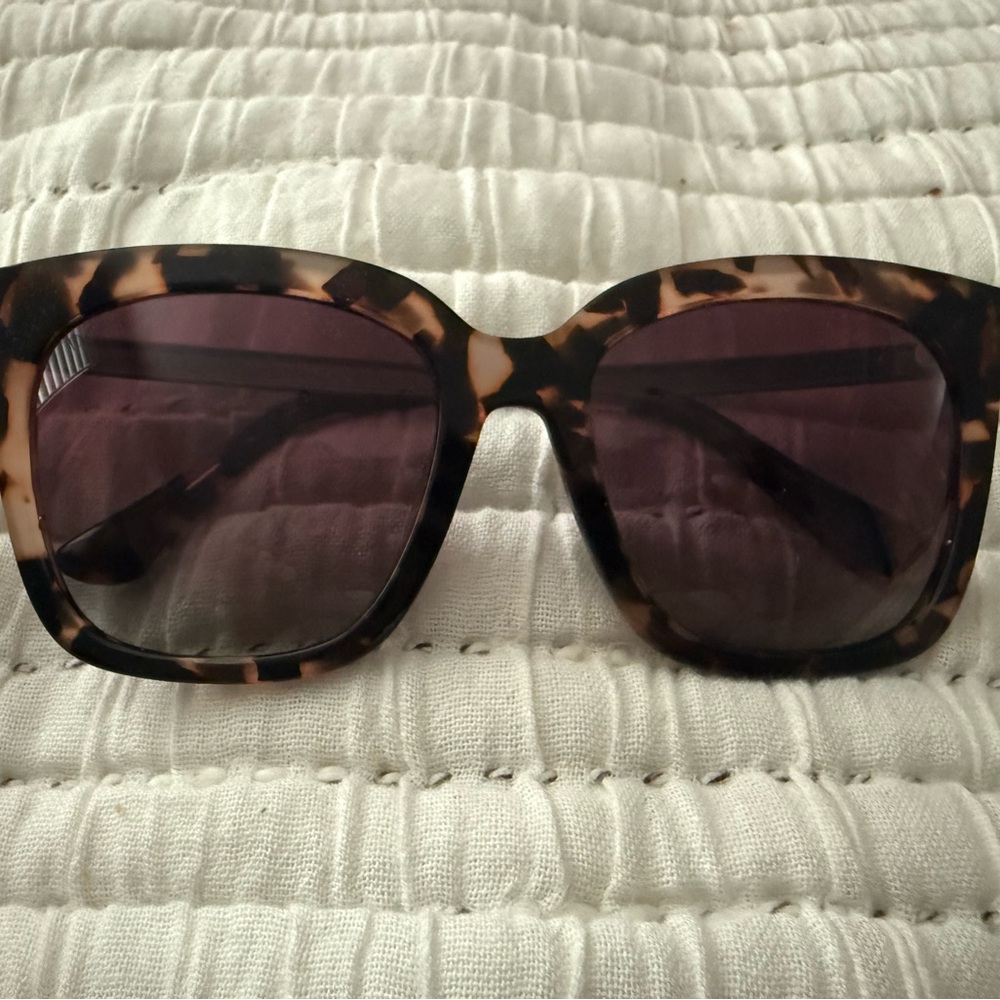Diff Eyewear Bella Brown Tortoise Sunglasses - image 1